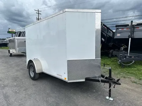 Diamond Cargo 5 x 10 Enclosed Cargo Trailer – photo 1