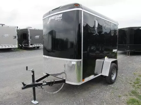 Homesteader 5 x 8 Enclosed Cargo Trailer – photo 1