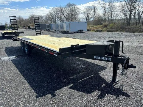 Premier 8.5 x 24 Deckover Equipment Trailer – Ladder Ramps – photo 1