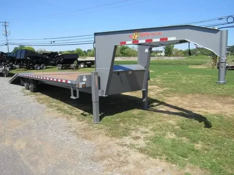 BWise 8 x 30 Gooseneck Equipment Trailer – photo 1