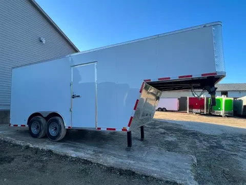Gooseneck Enclosed Cargo Trailer – White – photo 1